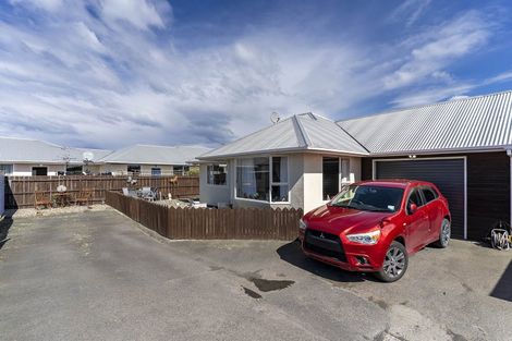 Photo of property in 4/217 Oxford Street, South Dunedin, Dunedin, 9012