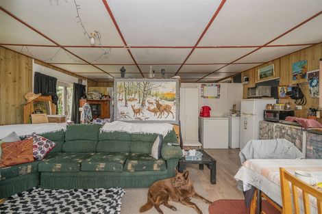 Photo of property in 1990 Long Bay Road, Coromandel, 3581