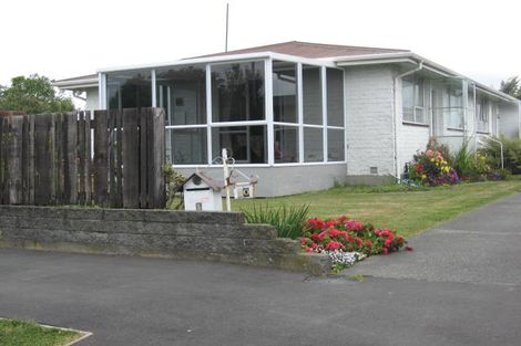 Photo of property in 2/10 Owens Terrace, Upper Riccarton, Christchurch, 8041