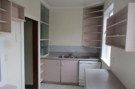 Photo of property in 81 Northland Road, Northland, Wellington, 6012