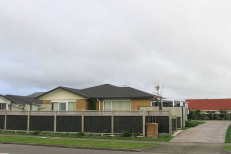 Photo of property in 38 Sylvan Avenue, Waikanae, 5036