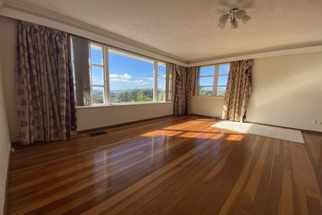 Photo of property in 29 Hollies Crescent, Johnsonville, Wellington, 6037