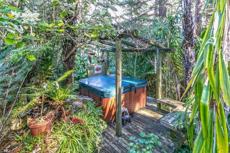 Photo of property in 119 Chevron Crescent, Whangamata, 3620
