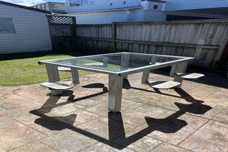 Photo of property in 79 Frobisher Street, Island Bay, Wellington, 6023