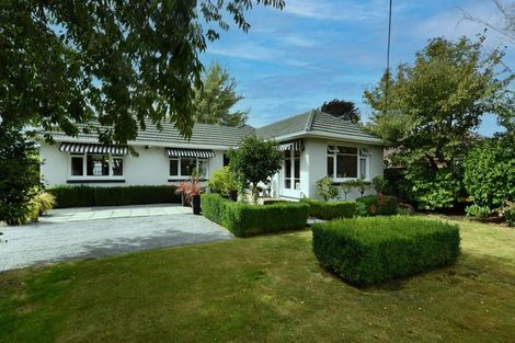 Photo of property in 19 Middlepark Road, Sockburn, Christchurch, 8042