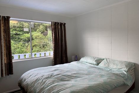 Photo of property in 21b Bird Grove, Stokes Valley, Lower Hutt, 5019