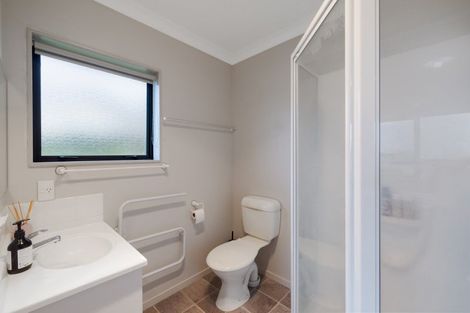 Photo of property in 2 Dowman Place, Te Puke, 3119