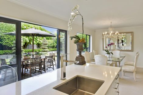 Photo of property in 80 Lothian Brae, Wattle Downs, Auckland, 2103