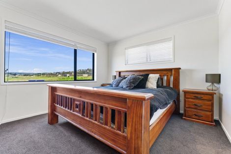 Photo of property in 73 Ridge Drive, Omokoroa, 3114