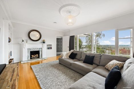 Photo of property in 12 Routly Avenue, Pukekohe, 2120