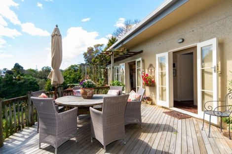 Photo of property in 26 George Street, Hospital Hill, Napier, 4110