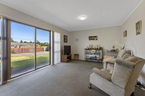 Photo of property in 71c Raumati Road, Raumati Beach, Paraparaumu, 5032