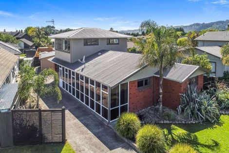 Photo of property in 39 Kennedy Drive, Levin, 5510