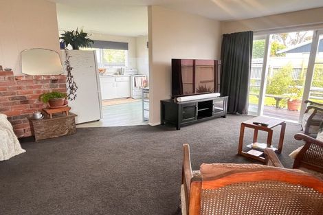 Photo of property in 2/29 Kuaka Crescent, Bromley, Christchurch, 8062