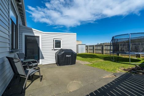 Photo of property in 15 Kirkcaldy Street, South Dunedin, Dunedin, 9012