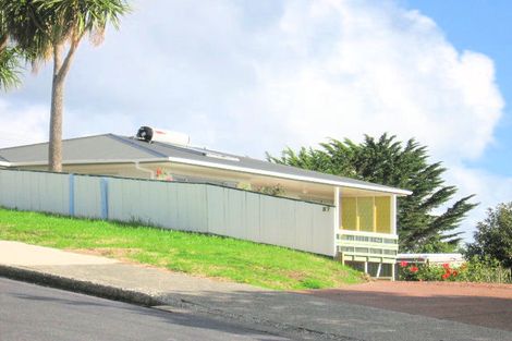Photo of property in 87 Marellen Drive, Red Beach, 0932
