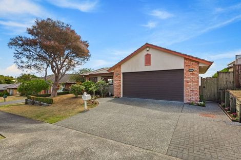 Photo of property in 36 Rush Creek Drive, Westgate, Auckland, 0614