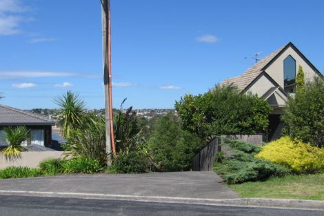 Photo of property in 2/1 Clifton Road, Browns Bay, Auckland, 0630