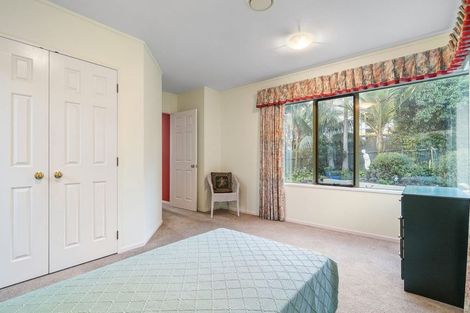 Photo of property in 9 Mariposa Crescent, Birkenhead, Auckland, 0626