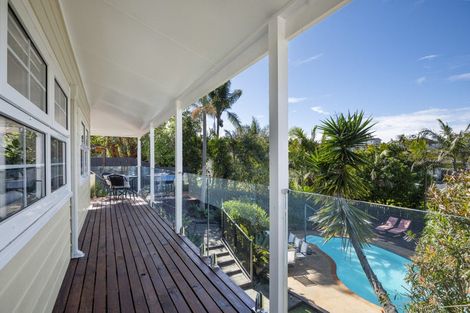 Photo of property in 12 Regia Close, Half Moon Bay, Auckland, 2012