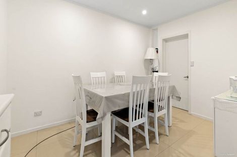 Photo of property in 1/14 Chequers Avenue, Glenfield, Auckland, 0629