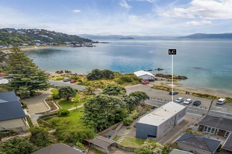 Photo of property in 87 Marine Parade, Seatoun, Wellington, 6022