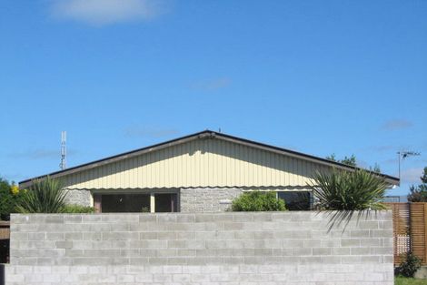 Photo of property in 1/592 Pages Road, Bexley, Christchurch, 8061