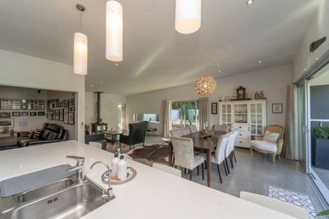 Photo of property in 3 Eagle Place, Martinborough, 5711