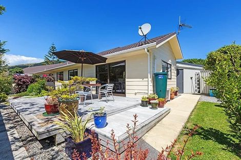 Photo of property in 45 Beauchamp Street, Tawa, Wellington, 5028