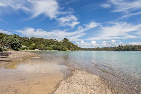 Photo of property in 22 Gilbert Mair Rise, Russell, 0272