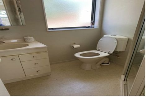 Photo of property in 4 Clarkes Crescent, Paekakariki, 5034