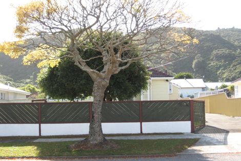 Photo of property in 111 Kowhai Street, Naenae, Lower Hutt, 5011