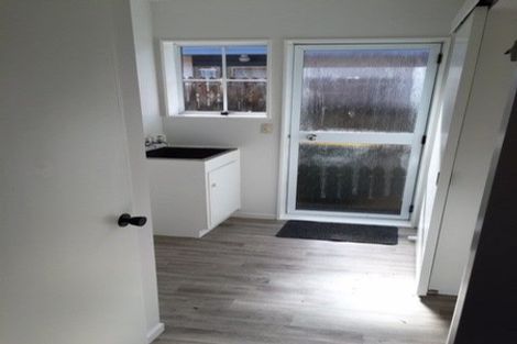 Photo of property in 21a Riverside Road, Orewa, 0931