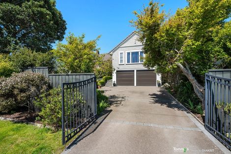 Photo of property in 9 Izard Road, Khandallah, Wellington, 6035
