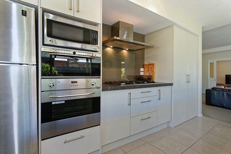 Photo of property in 25 Heathridge Place, Lincoln, 7608