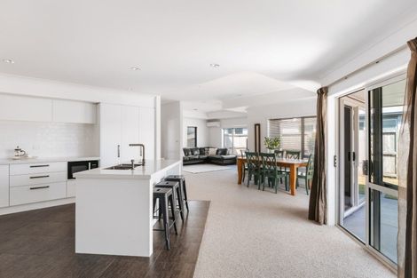 Photo of property in 47 Nautilus Drive, Papamoa Beach, Papamoa, 3118