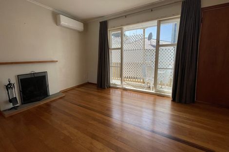 Photo of property in 26 Glen Marine Parade, Glendene, Auckland, 0602