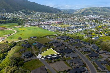 Photo of property in 10 Piwakawaka Way, Waikanae, 5036