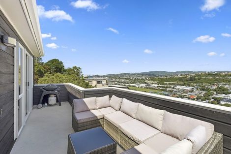 Photo of property in 81 Nevay Road, Miramar, Wellington, 6022