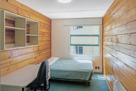 Photo of property in Te Awhina Apartments, 27/22 Sussex Street, Mount Cook, Wellington, 6021