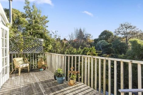 Photo of property in 35 Brownville Crescent, Maori Hill, Dunedin, 9010