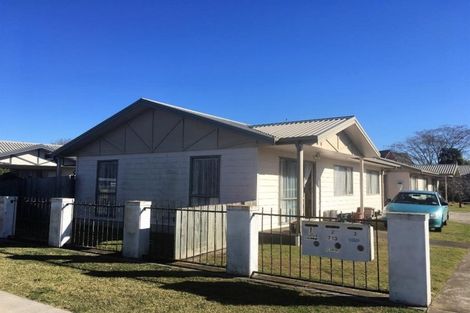 Photo of property in 711-713 Charles Street, Raureka, Hastings, 4120
