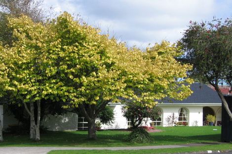 Photo of property in 8 Himalaya Drive, Half Moon Bay, Auckland, 2012
