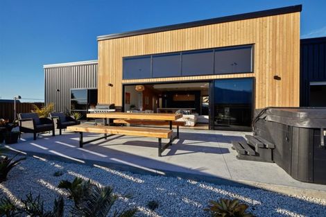 Photo of property in 30 Miromiro Drive, Kaikoura, 7300