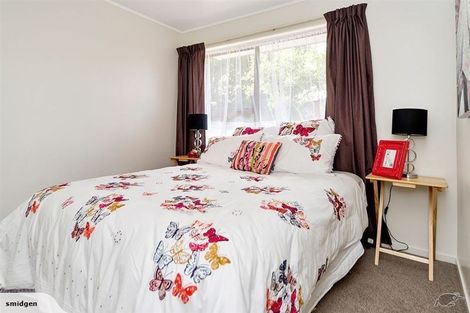 Photo of property in 1/38 Kirrie Avenue, Te Atatu South, Auckland, 0610