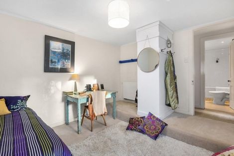 Photo of property in 35 Brownville Crescent, Maori Hill, Dunedin, 9010