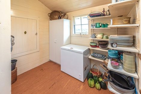 Photo of property in 25 Brassey Street, Waverley, 4510