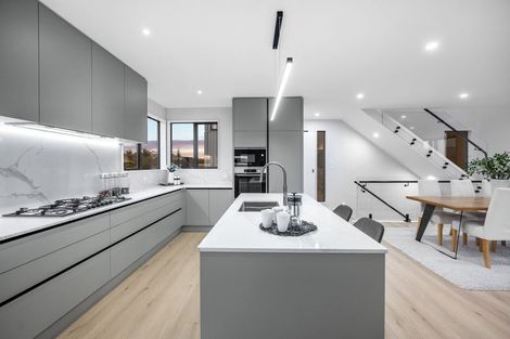 Photo of property in 13b Dominion Street, Takapuna, Auckland, 0622