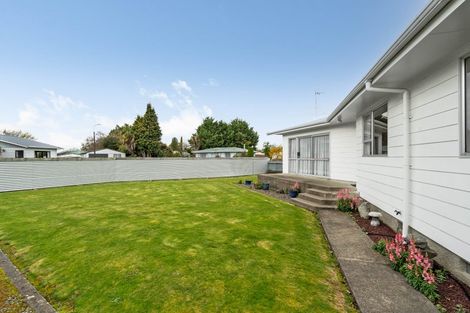 Photo of property in 12 Leeds Place, Solway, Masterton, 5810