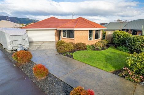 Photo of property in 8 Baxter Place, Stoke, Nelson, 7011